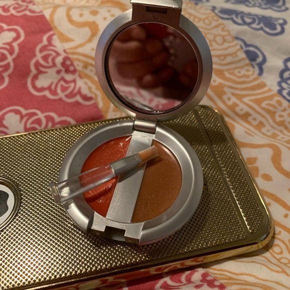 MK Signature Lip Bronzing Duo - Picture 3 of 4